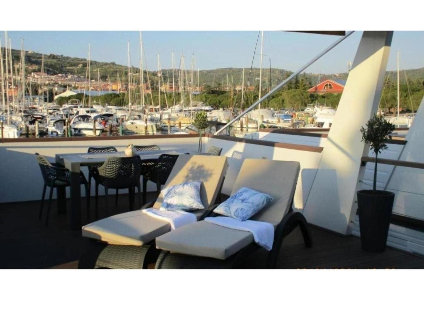 Sunset floating house Villa Portorož Eksteriør billede